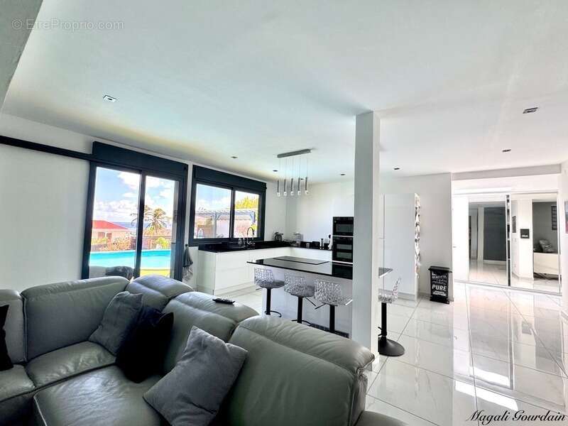 Maison à SAINTE-ANNE