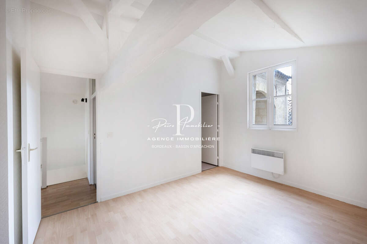 Appartement à BORDEAUX