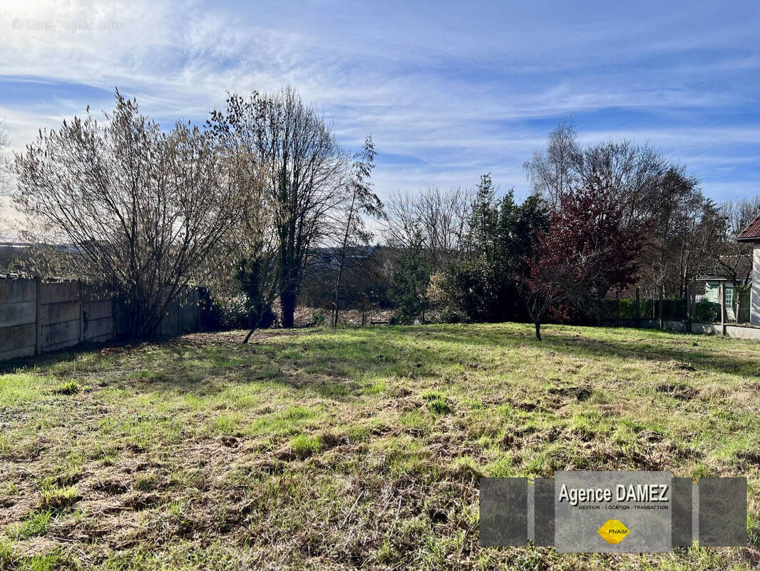 Terrain à DOURDAN