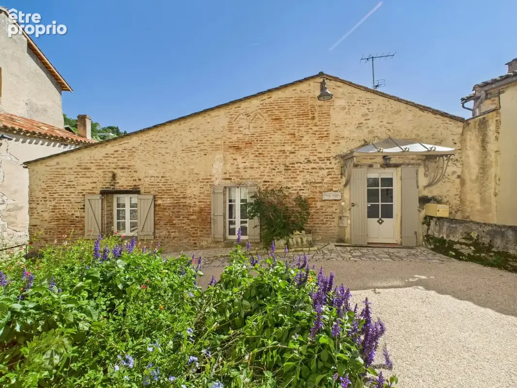 Charmante maison avec cour au cœur du village médiéval de Penne d’Agenais - photo 2