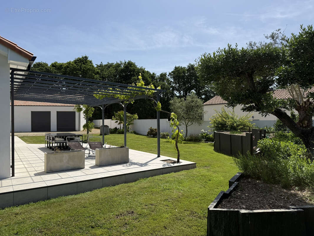 Maison à CHAUVE