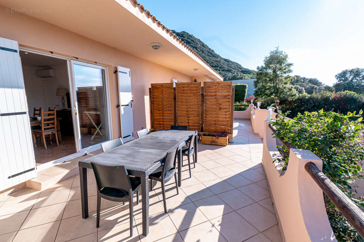 Maison à FIGARI
