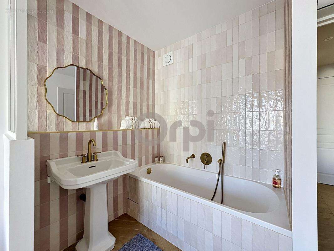 Appartement à SAINT-RAPHAEL