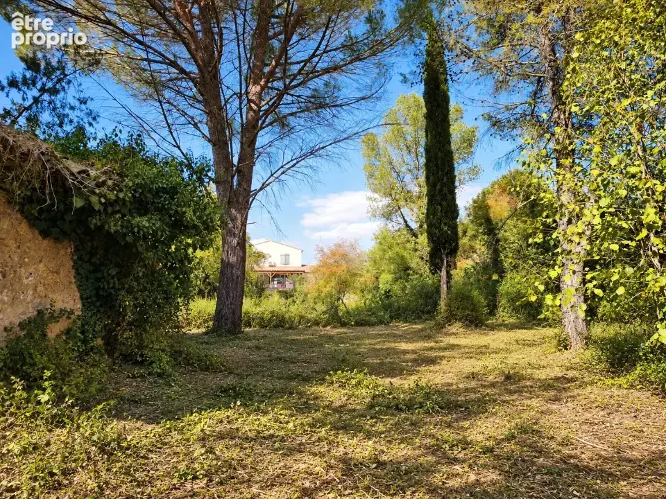 Terrain 1 500 m² à vendre à Tourves (83170) - photo 1