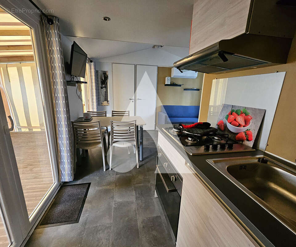 Maison à LES MATHES