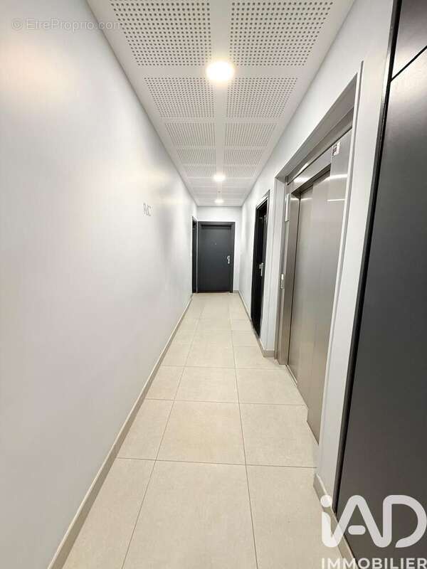 Photo 9 - Appartement à SARCELLES