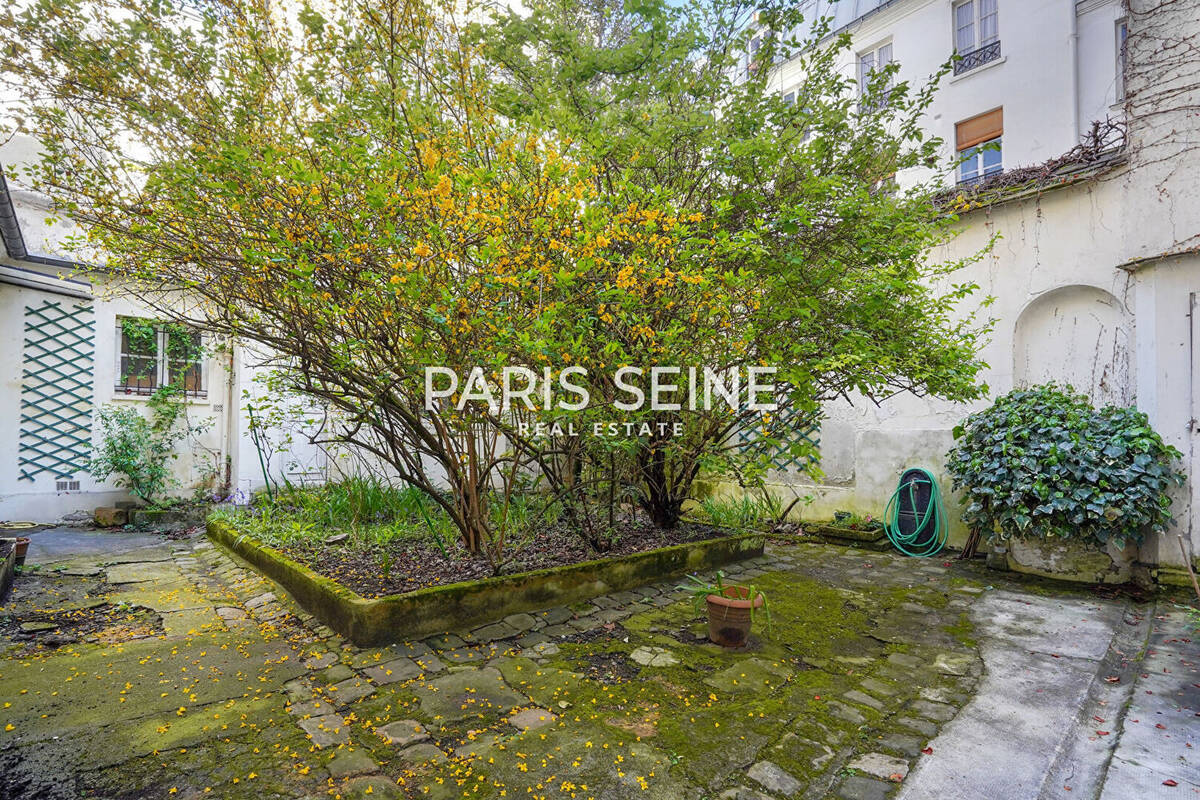 Appartement à PARIS-7E