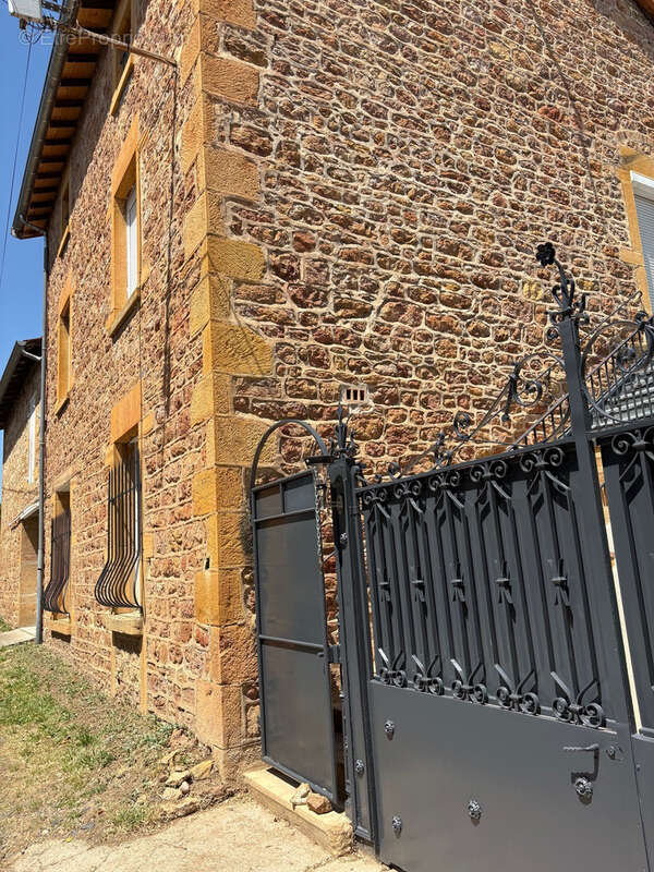 Maison à BLACE