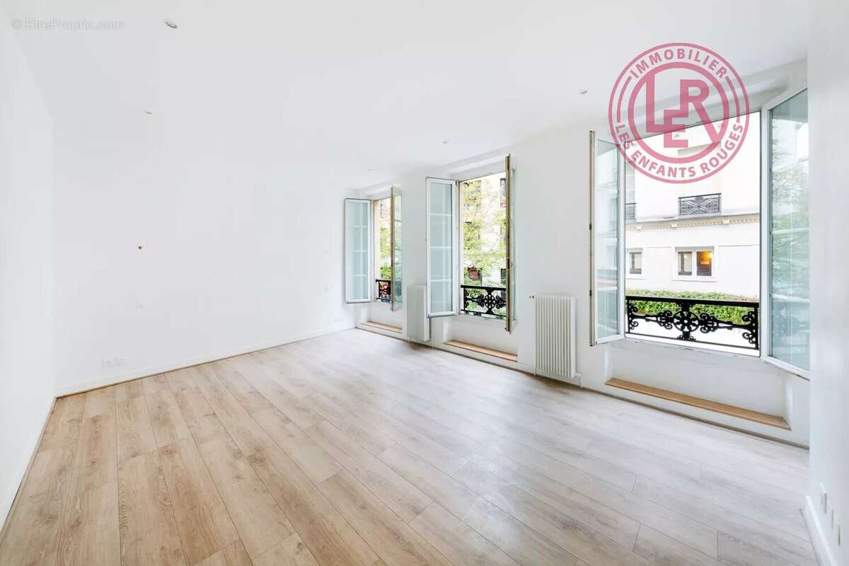 Appartement à PARIS-2E