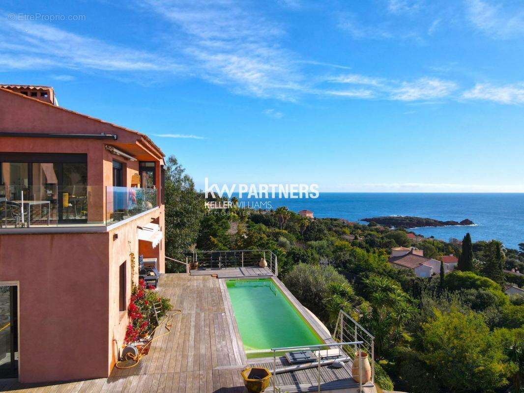 Maison à SAINT-RAPHAEL