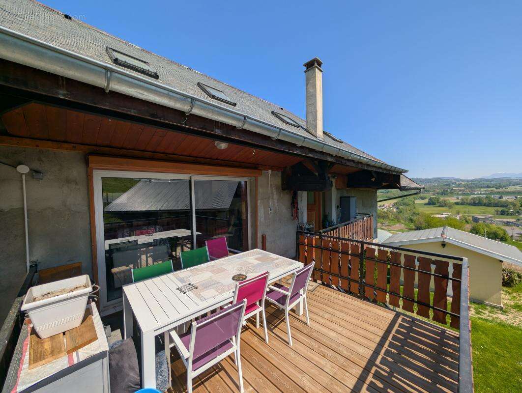 Appartement à LORNAY