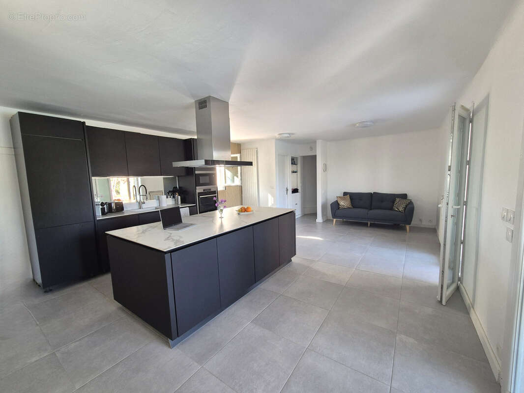 Villa avec piscine et vue sur le Golfe de Saint-Tropez ! - photo 14