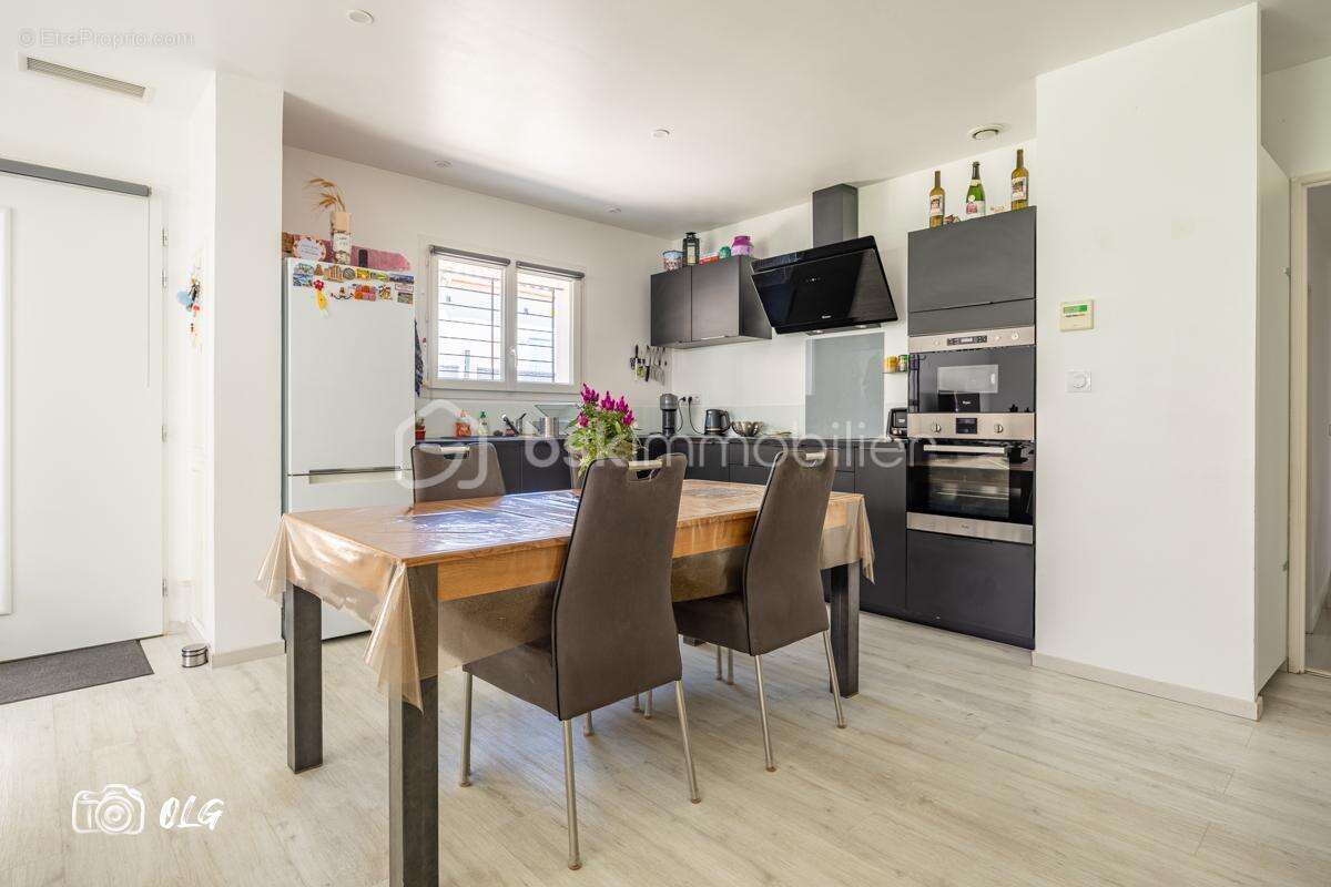 Maison à LUNEL-VIEL