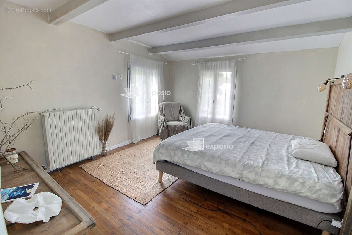 Maison Echire 6 pièce(s) 198.61 m2 - photo 4