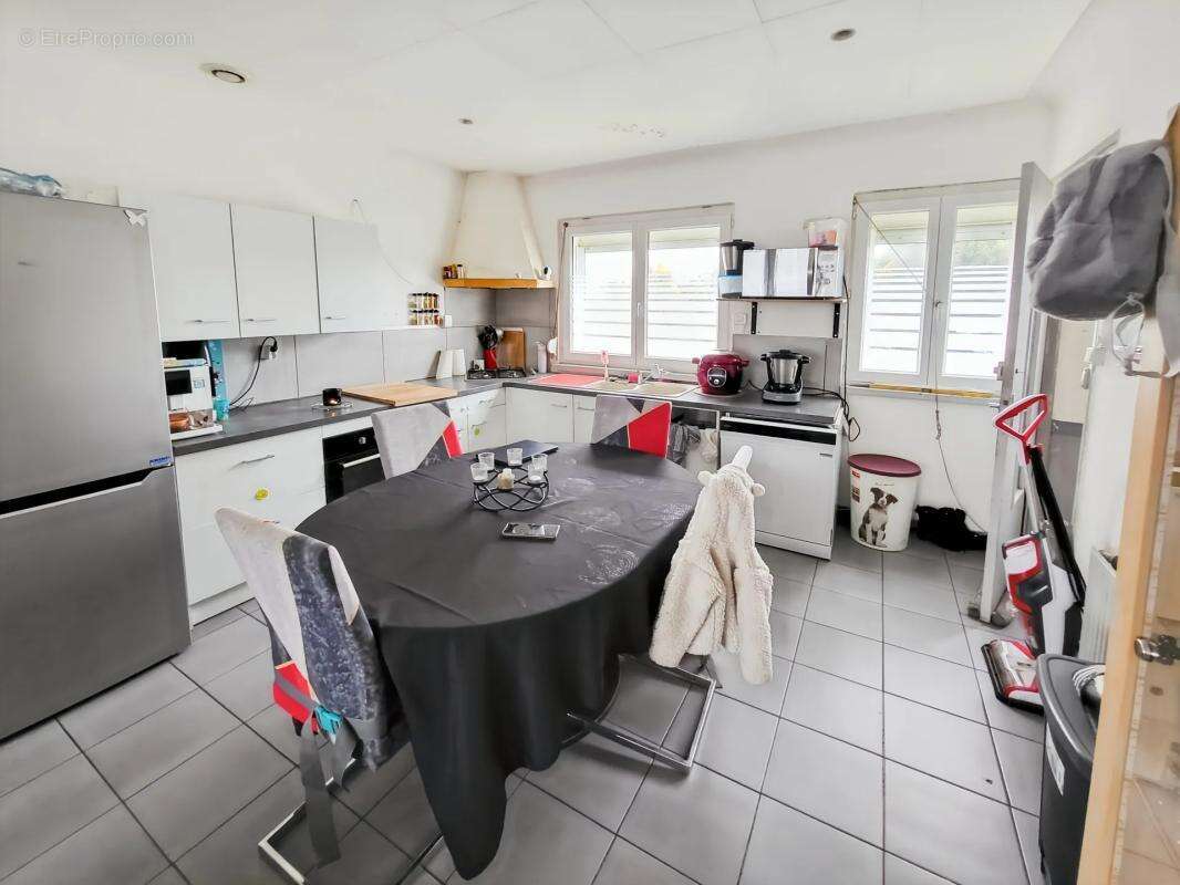 Maison à AULNOYE-AYMERIES