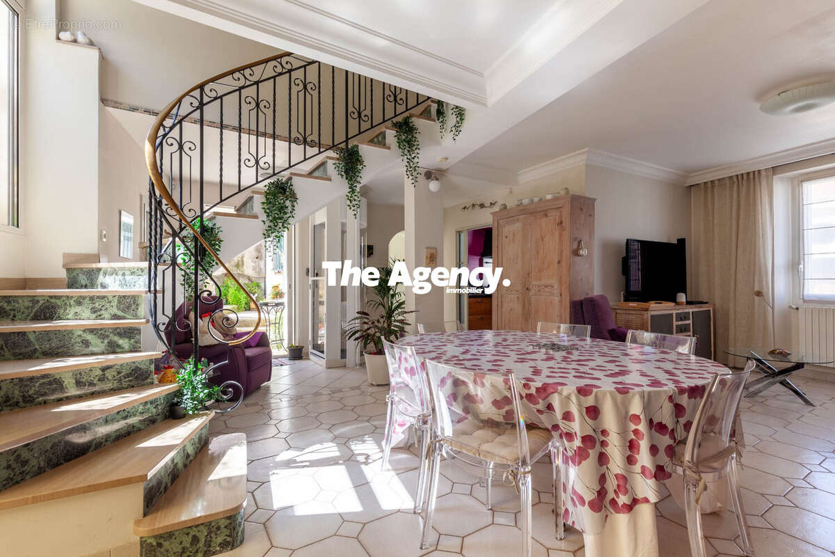 Maison à MARSEILLE-8E