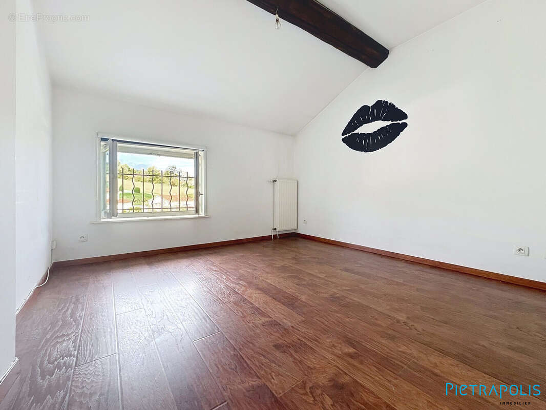 Appartement à DAREIZE