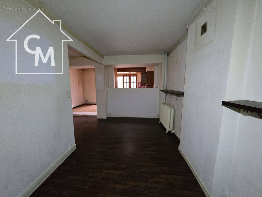 Appartement à SAINT-AMAND-MONTROND