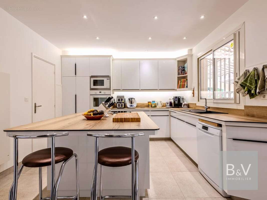 Maison à MOUANS-SARTOUX