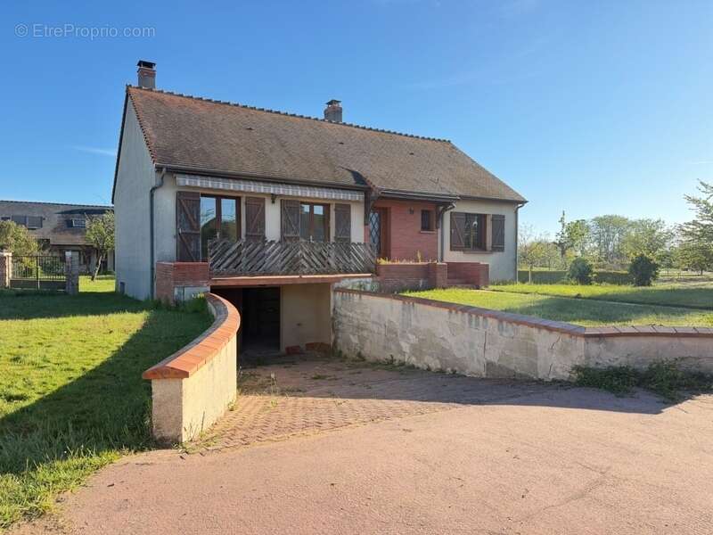 Maison à LE LUDE