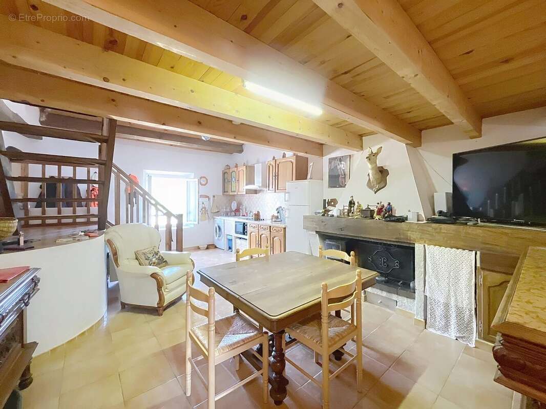 Appartement à SOLEILHAS