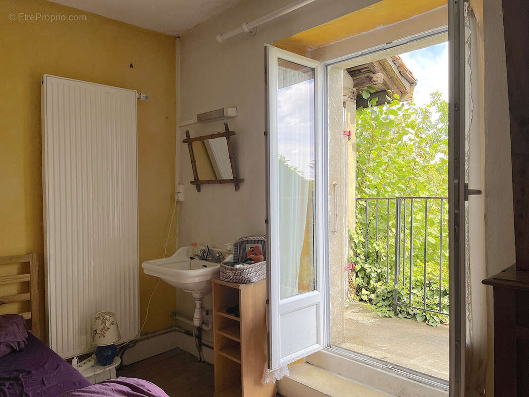 Maison avec dépendances et Terrain constructible - photo 13