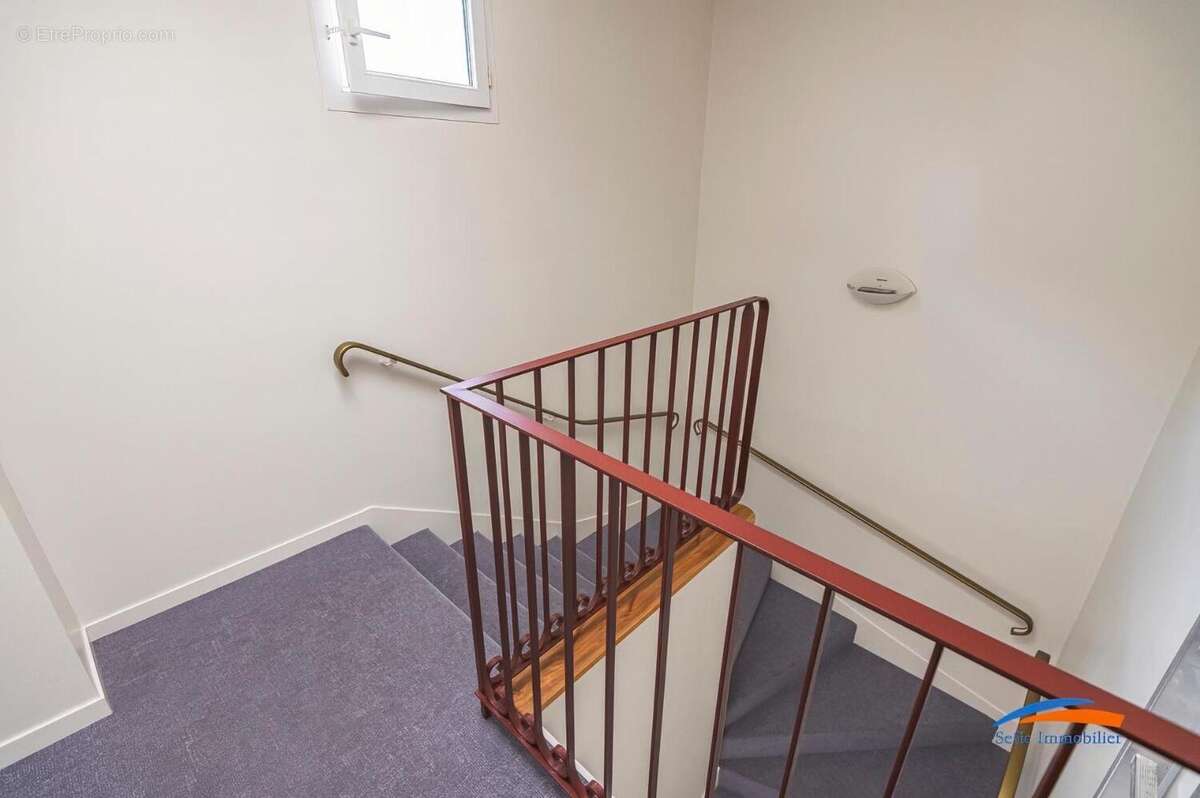   - Appartement à REIMS