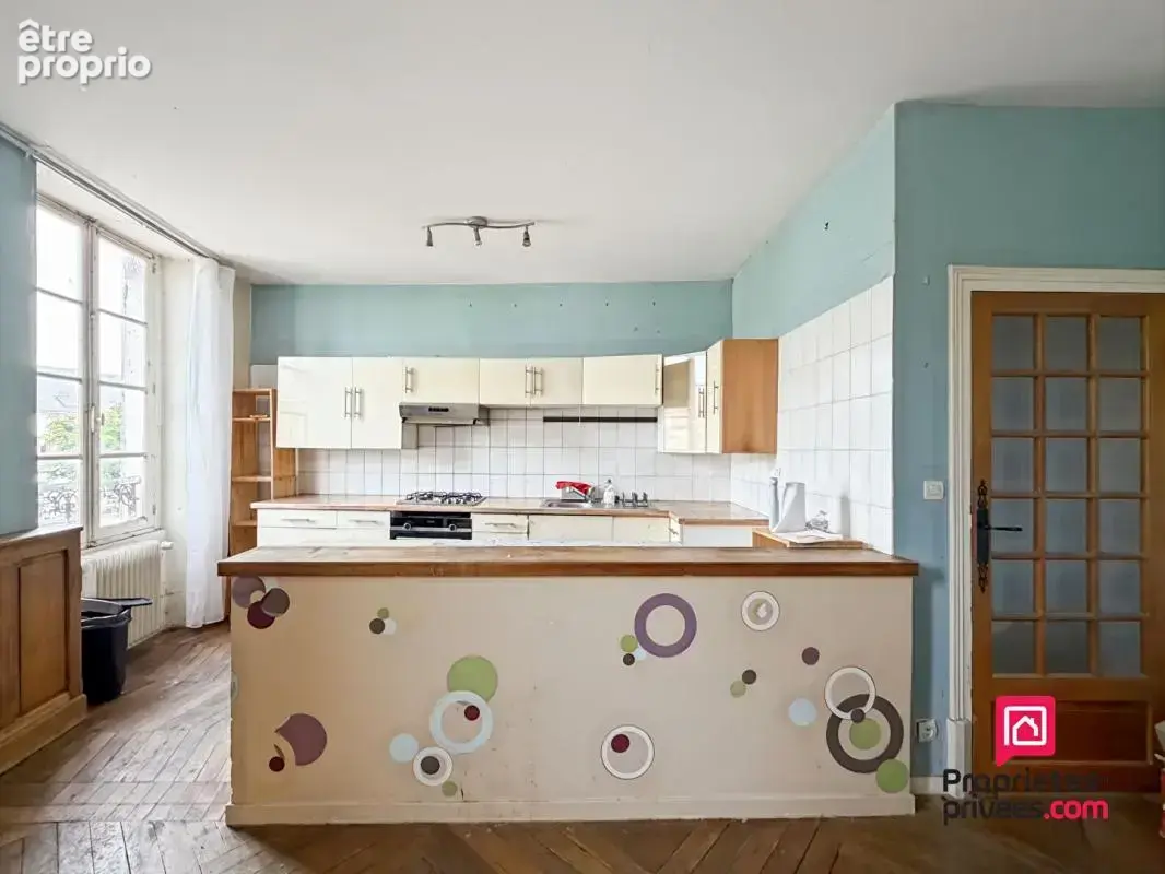 Immeuble Quarre Les Tombes 6 pièce(s) 143 m2 - photo 9