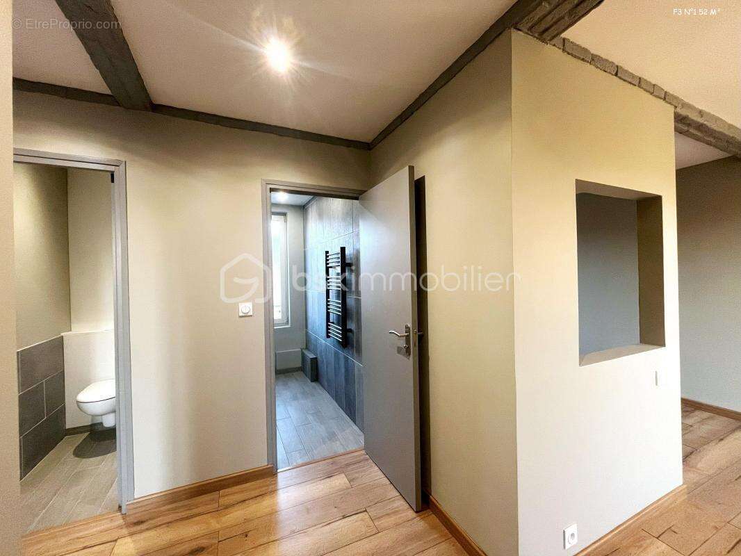 Appartement à PONT-L&#039;EVEQUE