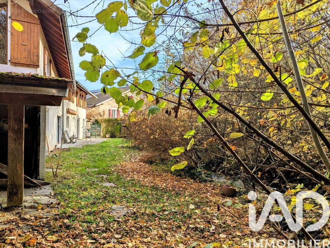 Photo 5 - Maison à PERS-JUSSY