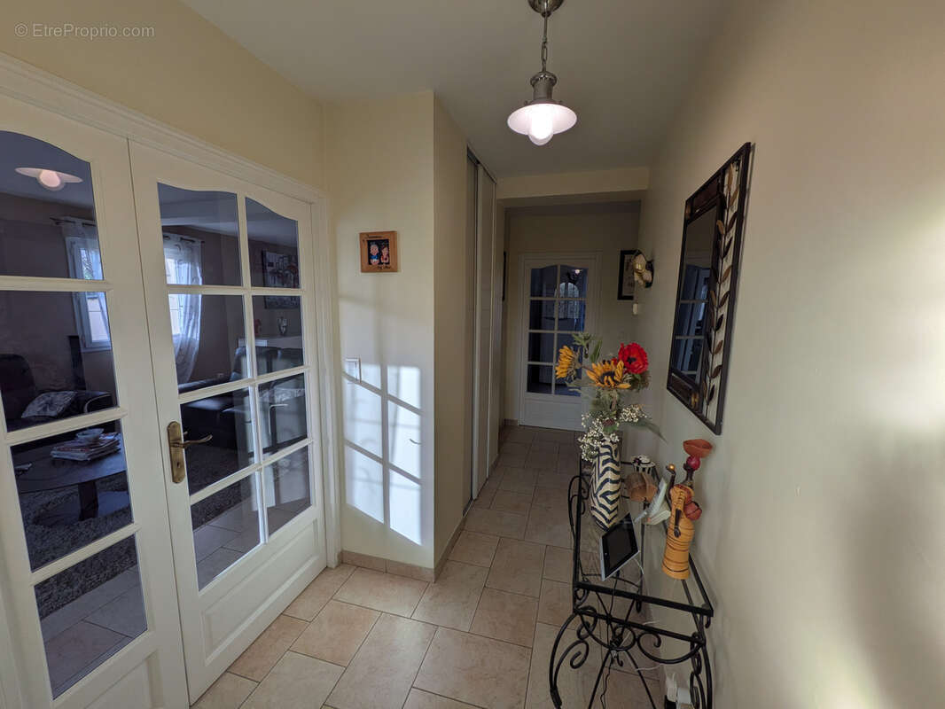 Maison à SAINT-MARTIN-DU-TERTRE