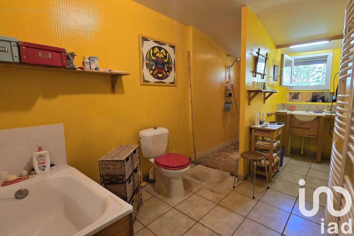 Photo 6 - Maison à SAINT-QUENTIN-LES-MARAIS