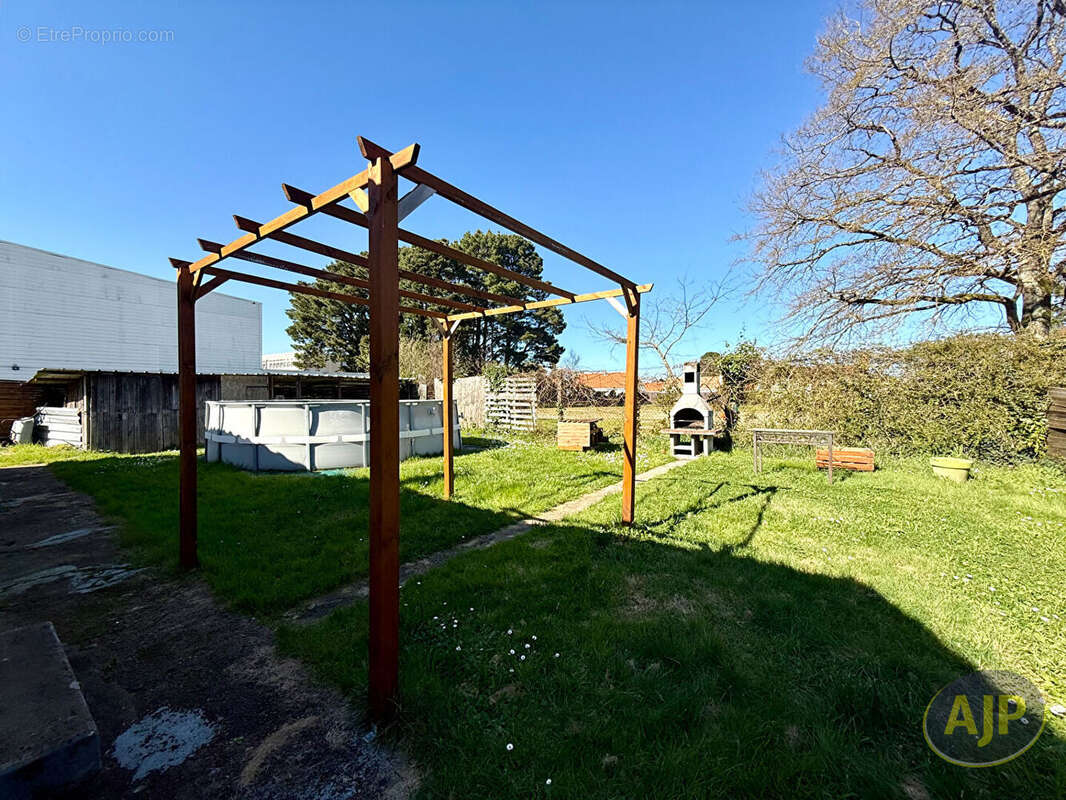 Maison  3 pièce(s) 87 m2 - photo 3