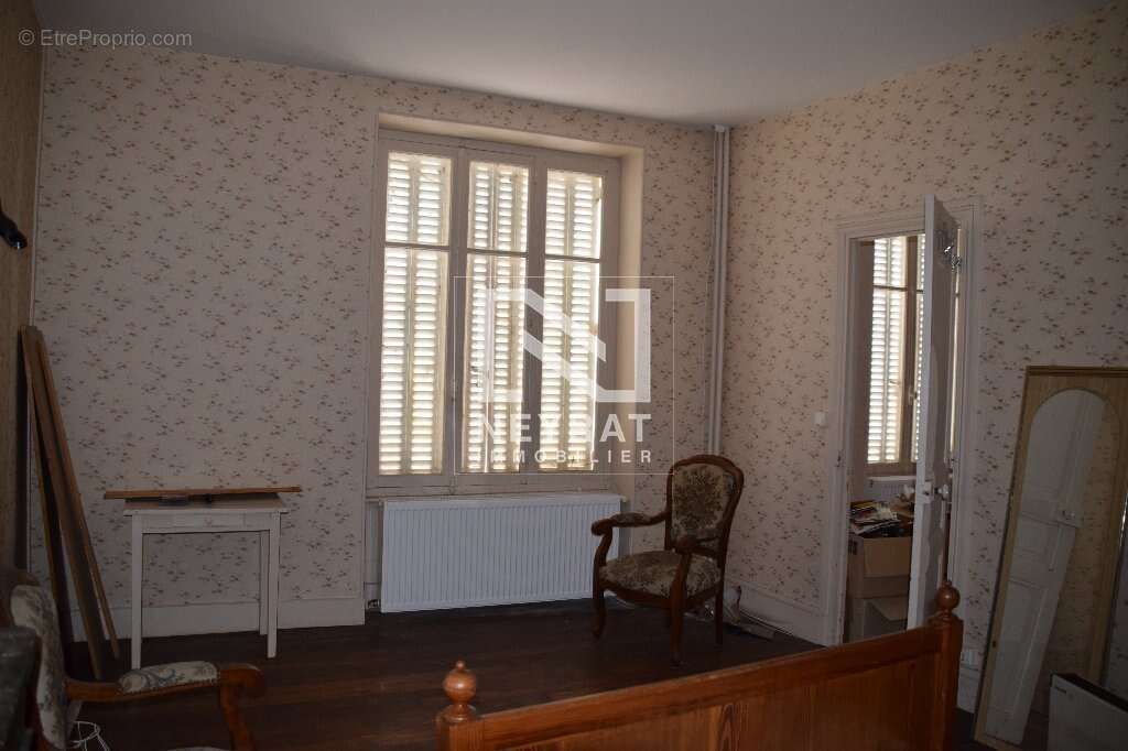 Maison à MOUX-EN-MORVAN