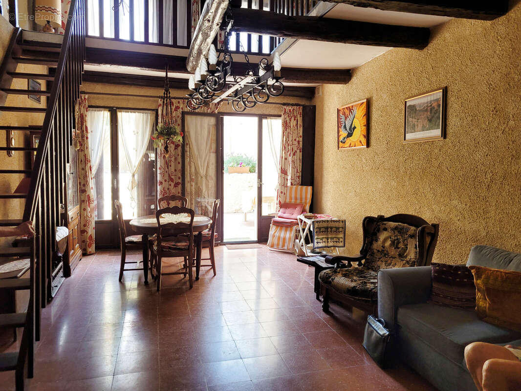 Maison à SALLES-D&#039;AUDE