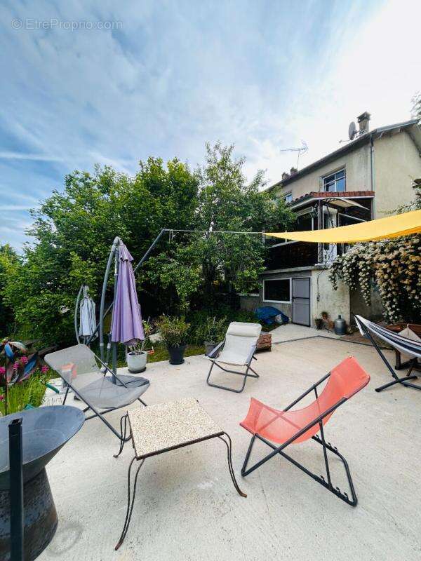 A vendre, maison de ville de type 4, aux portes de Périgueux 24000 - photo 13