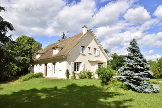 n°1 - Maison à GIVRY