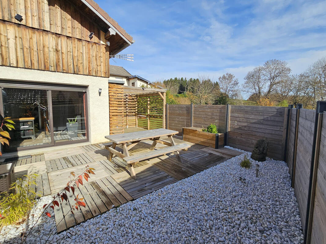 Maison à ORCHAMPS-VENNES