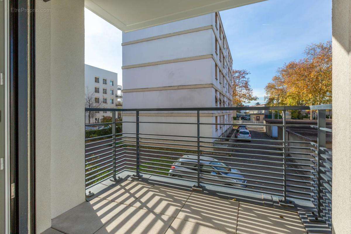 Appartement à LYON-8E