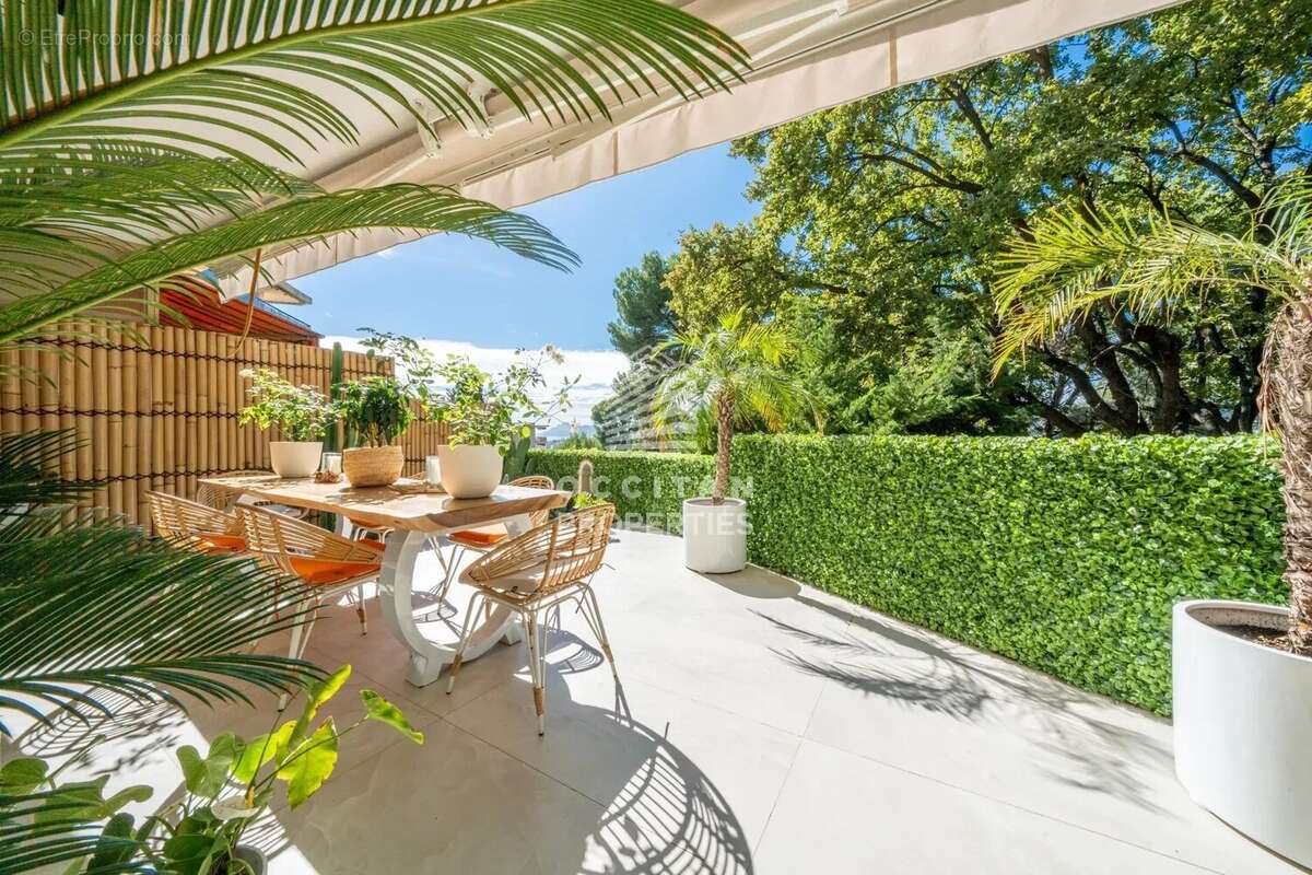 Appartement à CANNES