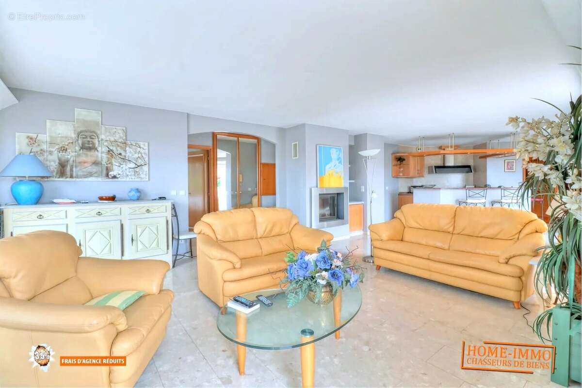 Appartement à LE CANNET