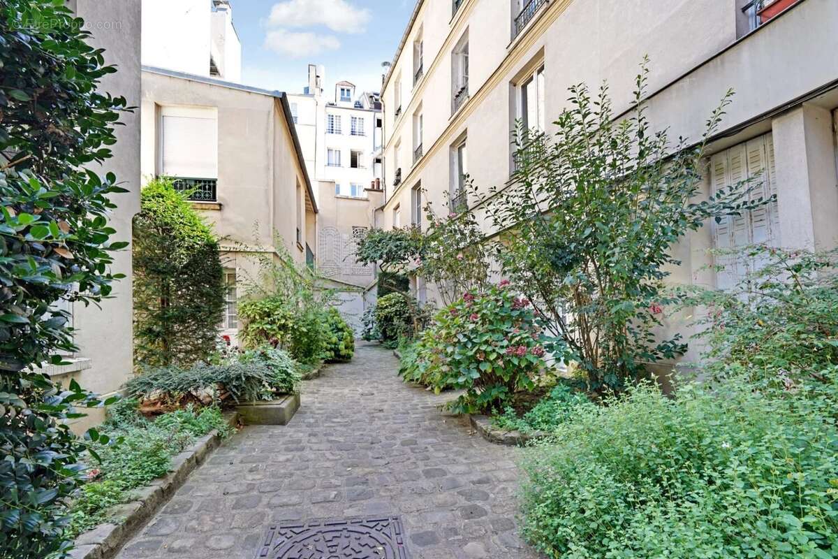 Appartement à PARIS-5E