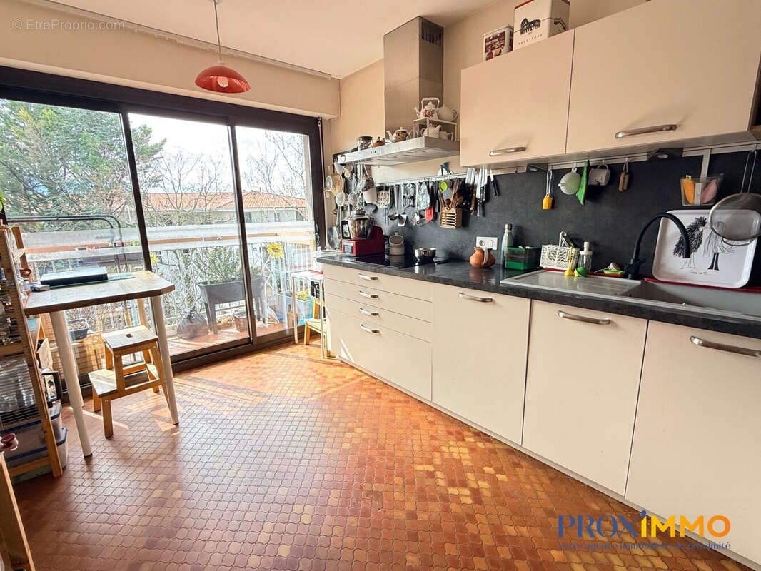 Appartement 83 m² à Voiron  - photo 2