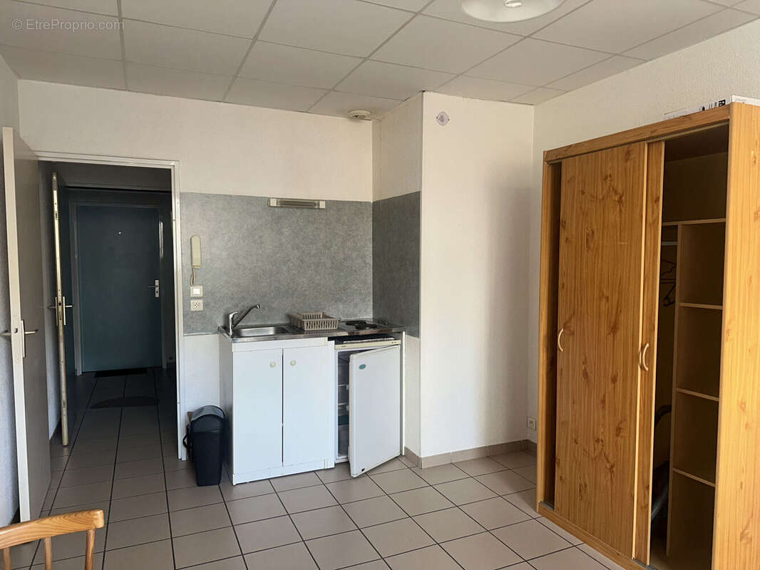 Appartement 22 m² à Roanne  - photo 2