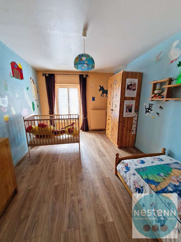 Maison à SAINT-JEAN-DE-LA-RUELLE