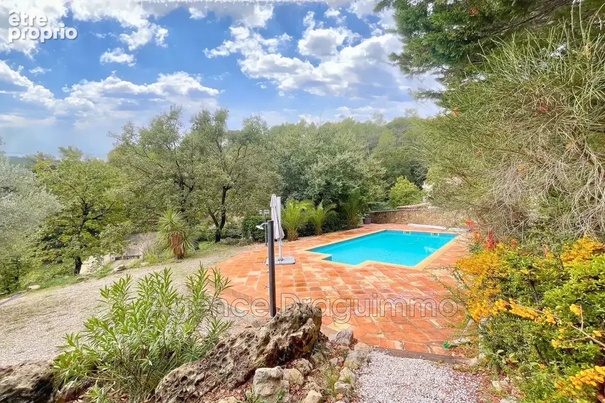 Maison 7 pièces 157 m² à vendre à Figanieres (83830) - photo 2