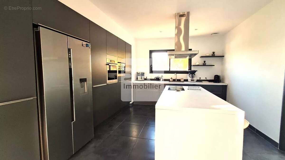 Maison à SAINT-MAXIMIN