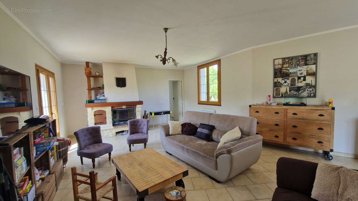 Maison à AVRILLE-LES-PONCEAUX