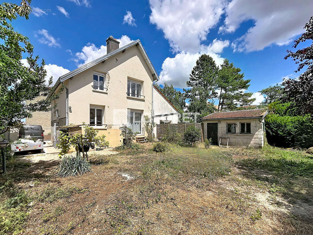 Maison à CHAUMONT