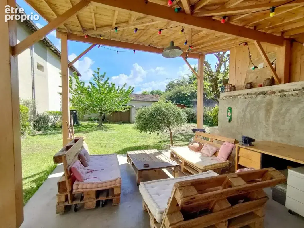 Maison 5 pièces / 114 m² / 385 000 EUR / MIRIBEL - photo 4
